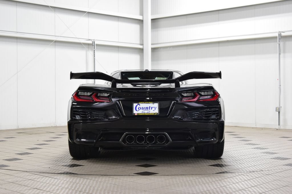 New 2027 Chevrolet Corvette Grand Sport RWD image 7