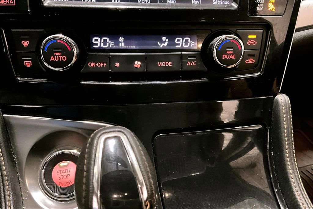 Used 2016 Nissan Maxima SR image 15
