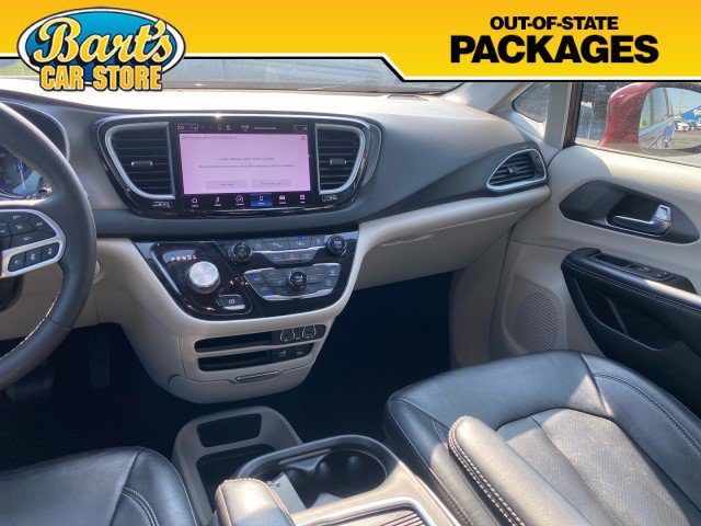 Used 2022 Chrysler Pacifica Touring-L FWD image 20
