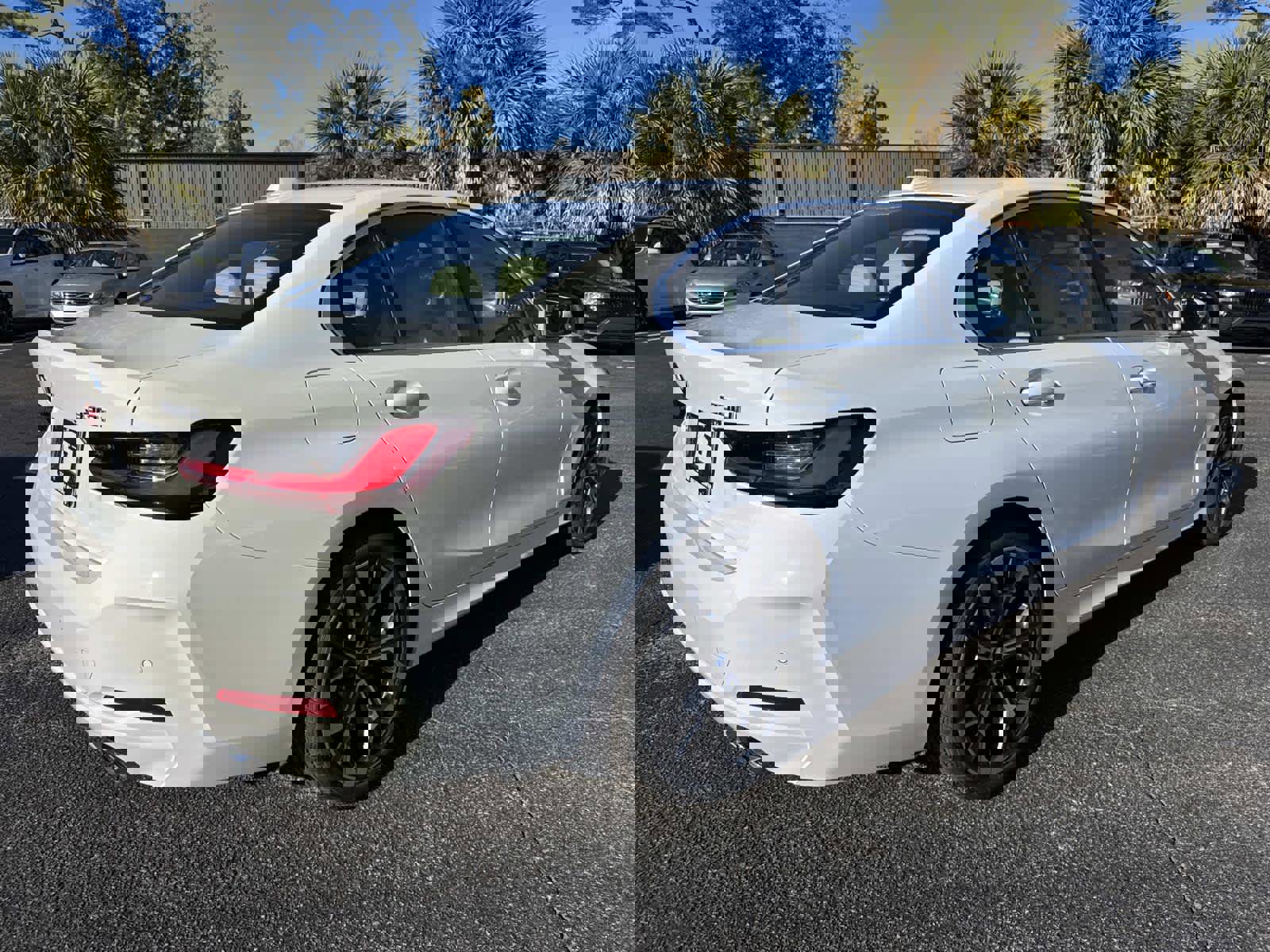 New 2026 BMW 330i Sedan w/ Premium Package image 3