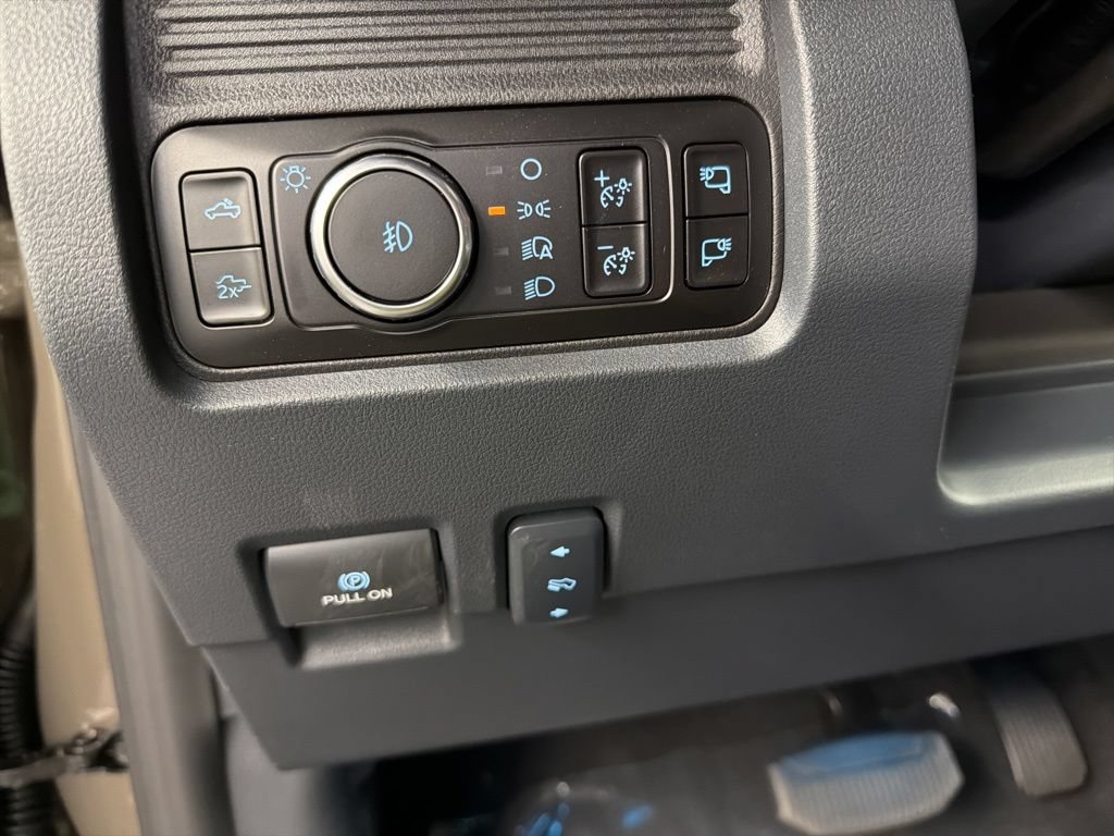 New 2026 Ford F250 Lariat w/ Lariat Premium Package AWD/4WD image 25