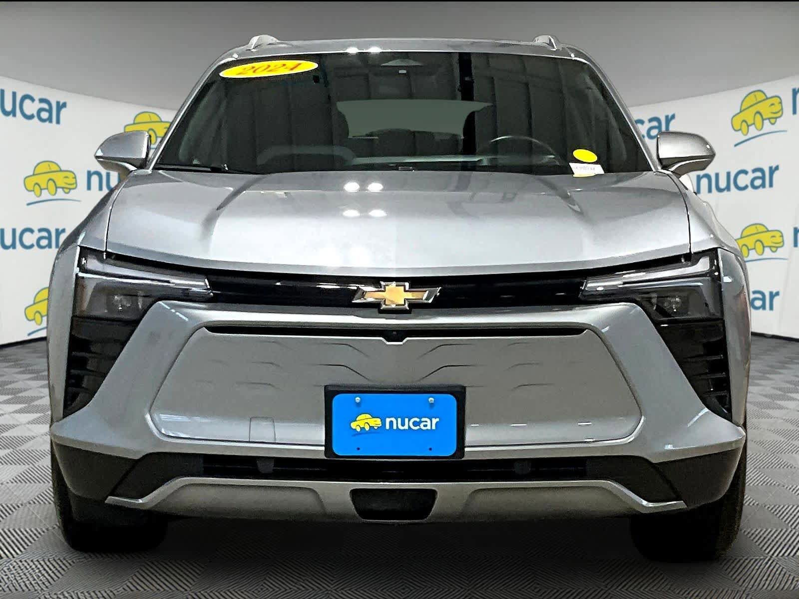 Used 2024 Chevrolet Blazer EV LT image 2