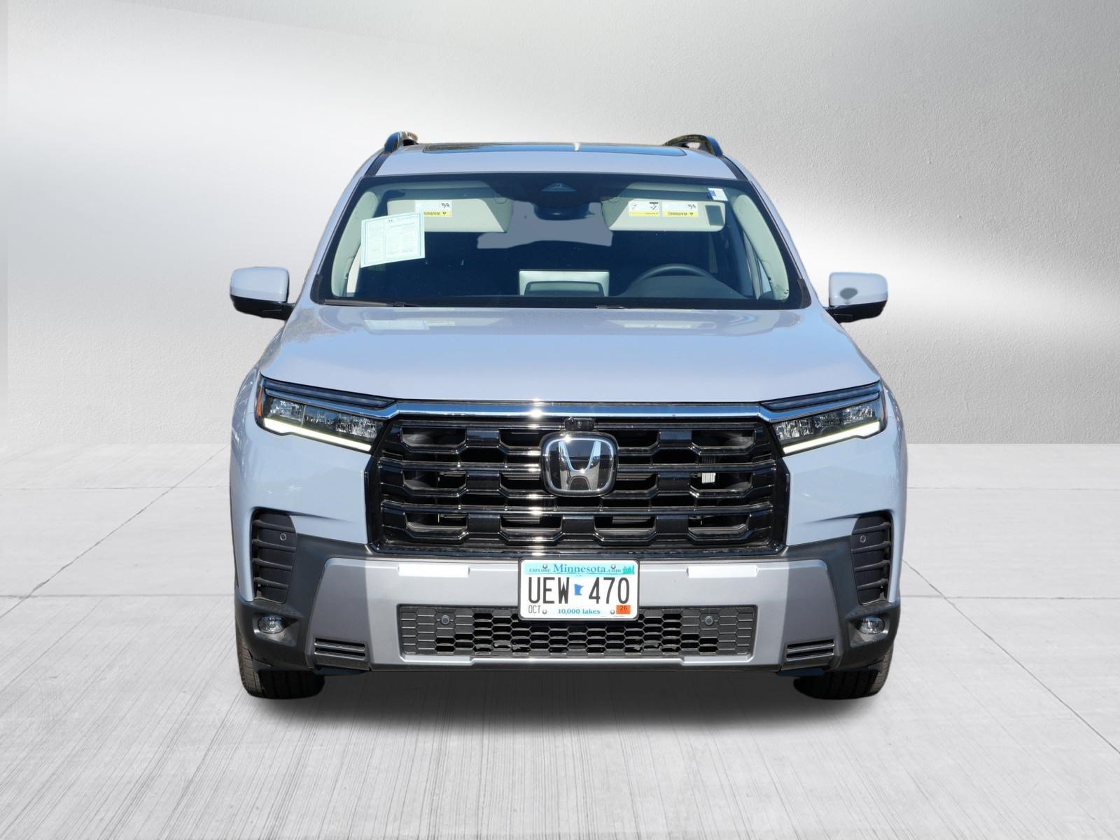 Certified 2026 Honda Pilot Touring image 2