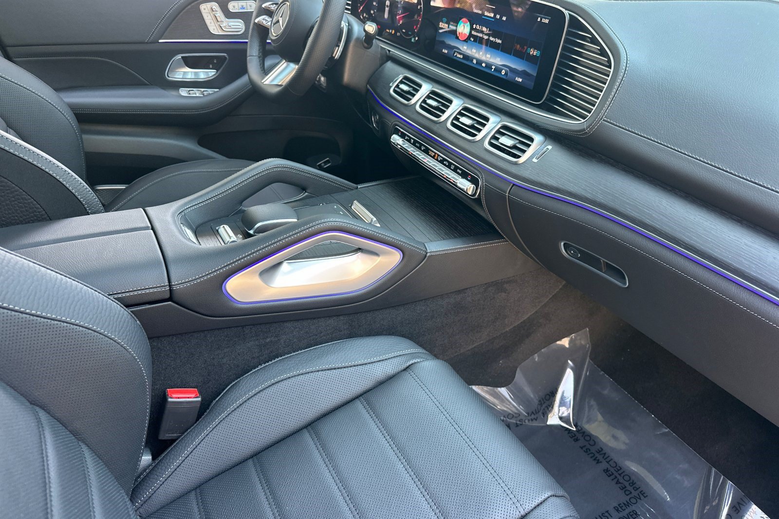 New 2026 Mercedes-Benz GLS 580 4MATIC image 29