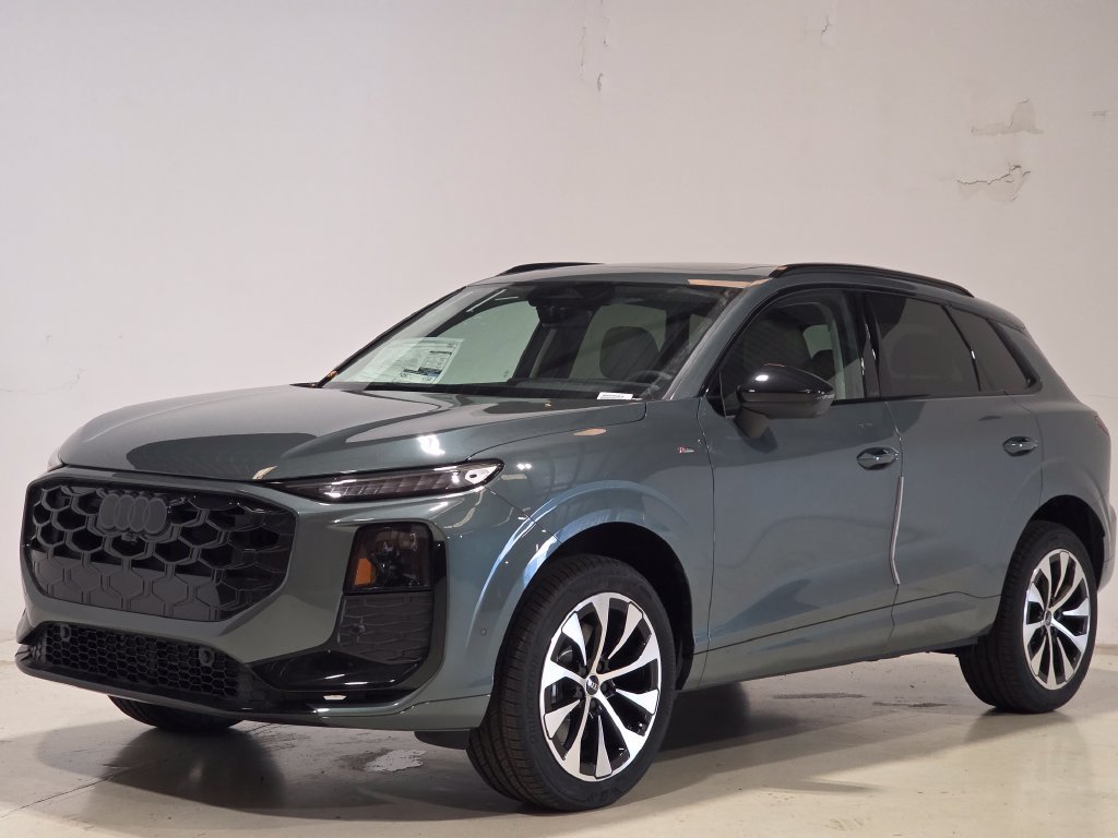 New 2026 Audi Q3 quattro 2.0T AWD/4WD image 1