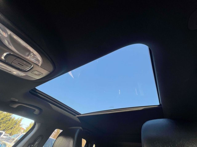 Used 2023 Jeep Compass Limited w/ Elite Group image 33