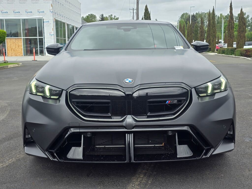 Used 2026 BMW M5 image 8