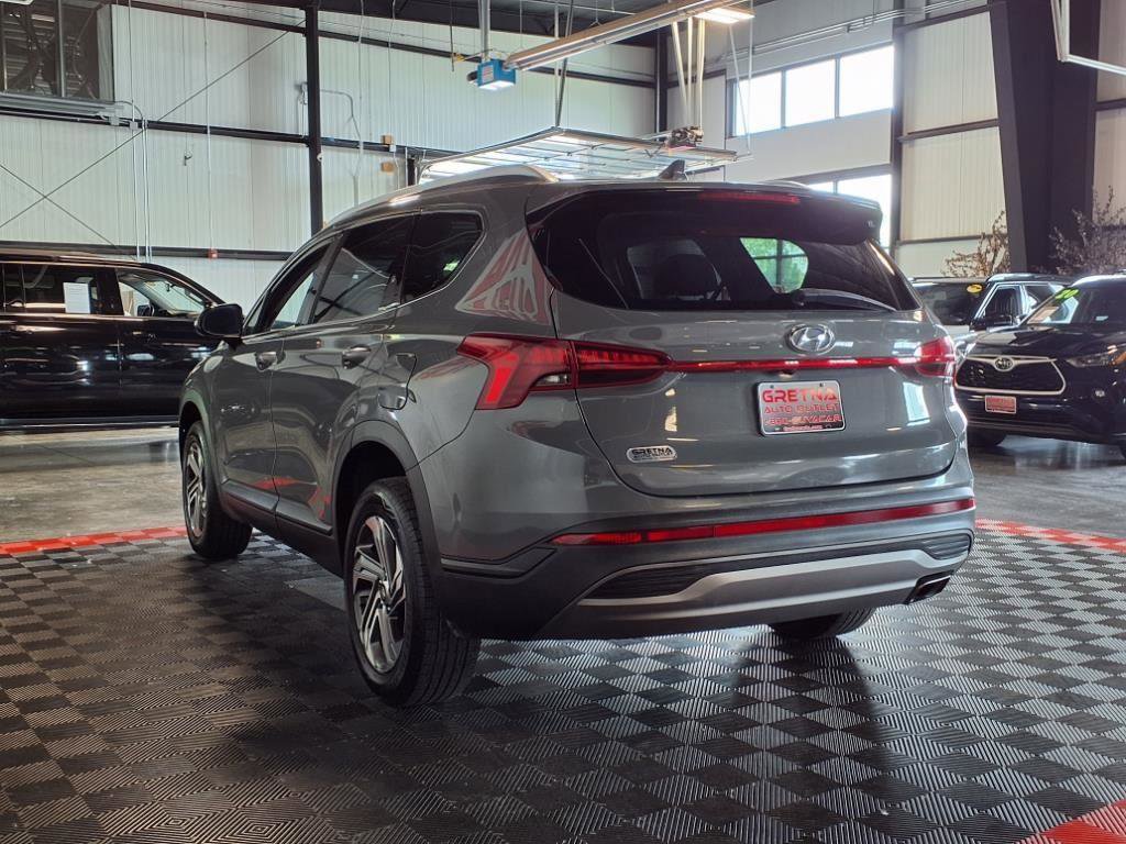 Used 2023 Hyundai Santa Fe SEL image 4