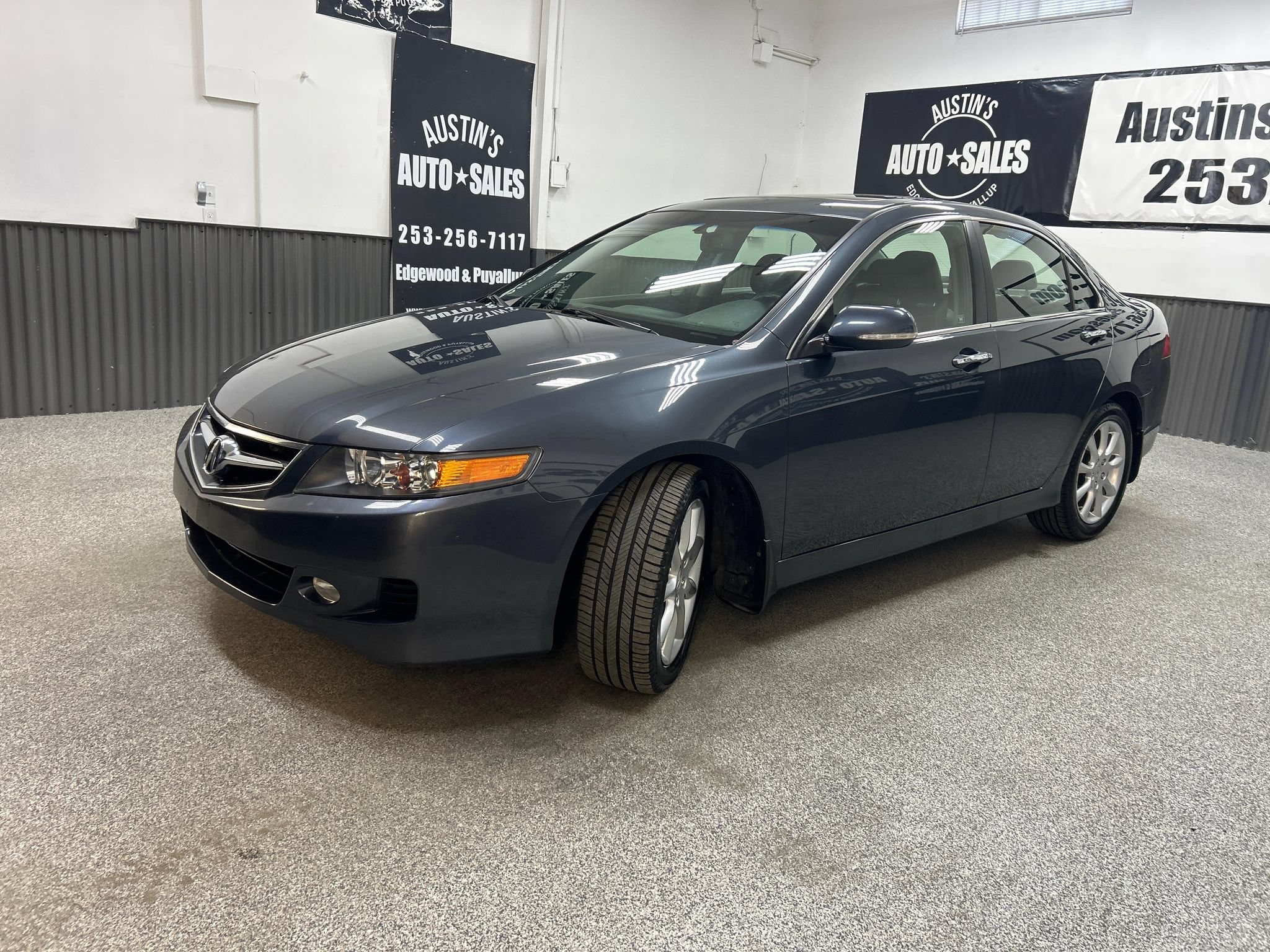 Used 2007 Acura TSX w/ Navigation FWD image 3