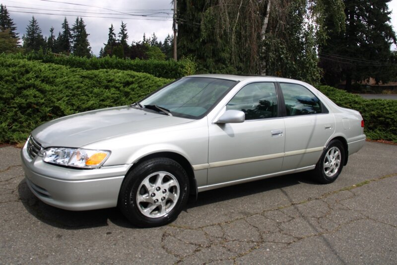 Used 2000 Toyota Camry LE w/ Value Pkg 3