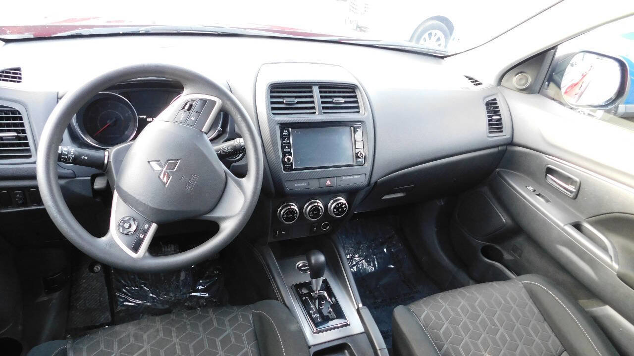 Used 2024 Mitsubishi Outlander Sport AWD image 17