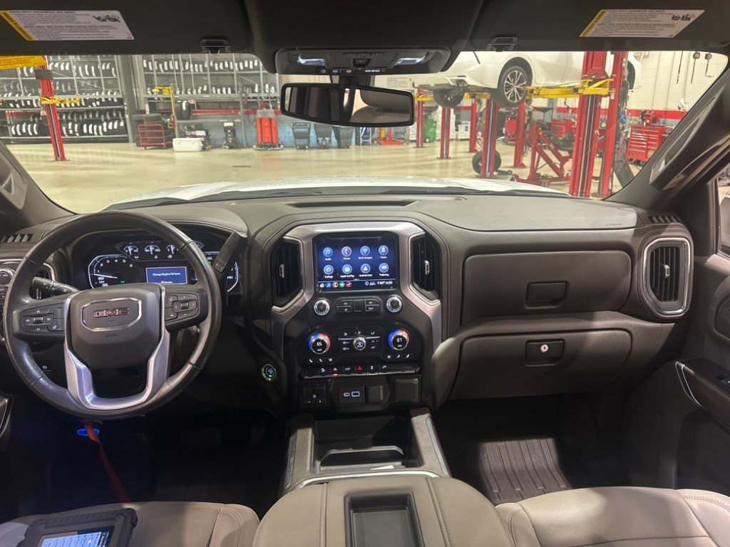 Used 2020 GMC Sierra 1500 SLT w/ SLT Premium Package AWD/4WD image 10