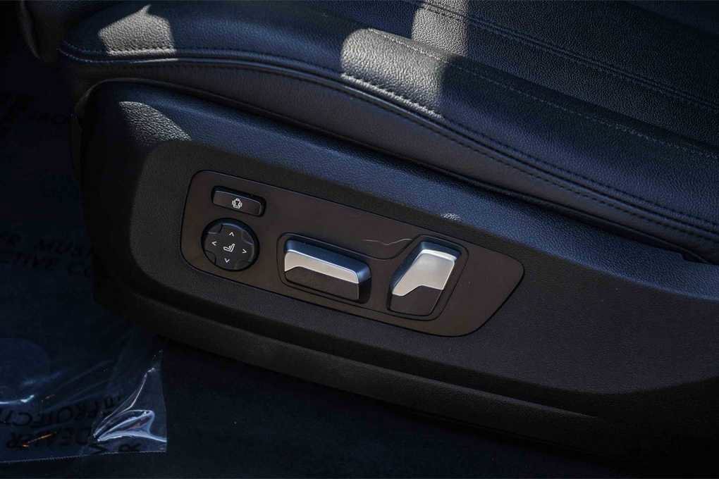Used 2022 BMW X5 sDrive40i w/ Parking Assistance Package image 24