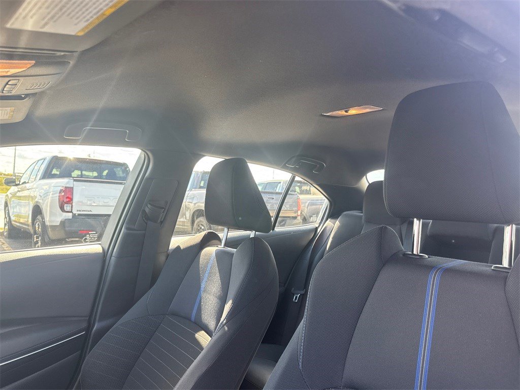 Used 2022 Toyota Corolla SE image 16