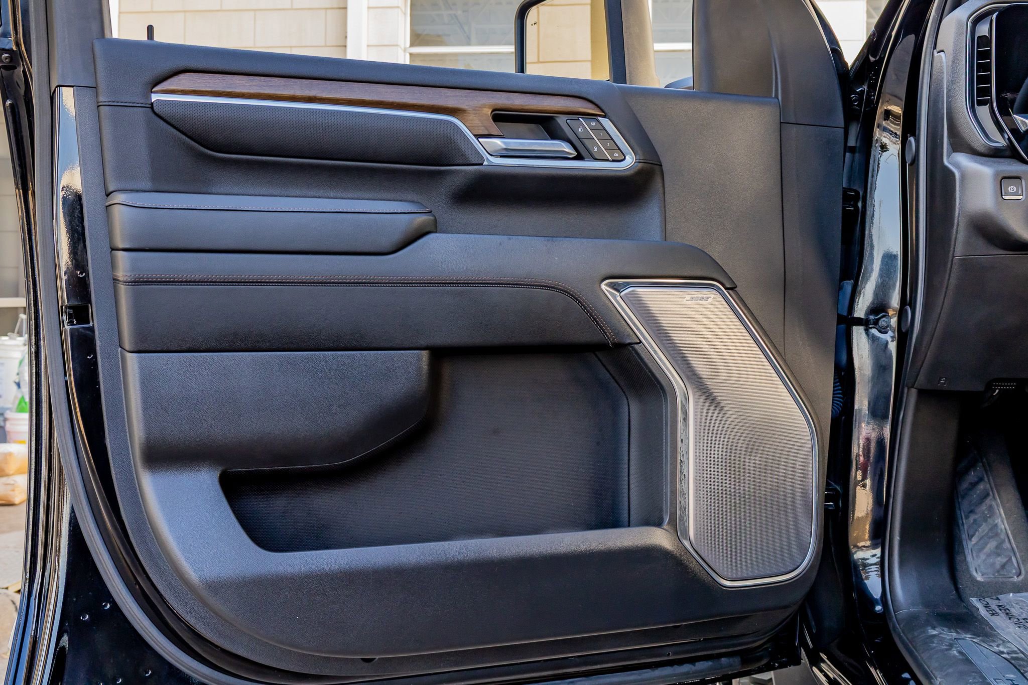 Used 2024 Chevrolet Silverado 3500 High Country w/ Technology Package image 34