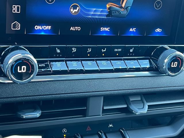 New 2026 Chevrolet Colorado Trail Boss AWD/4WD image 31