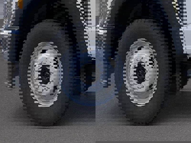 New 2026 Ford F550 4x4 Regular Cab Super Duty w/ XL Chrome Package image 48