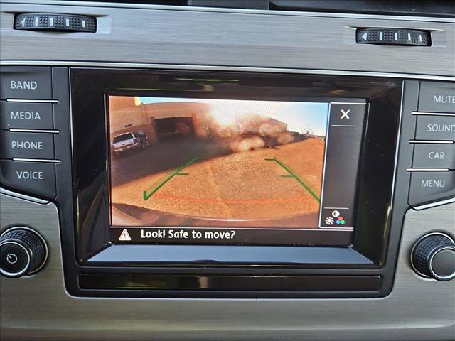 Used 2015 Volkswagen Golf TDI S image 14