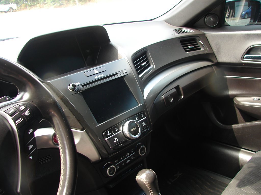 Used 2016 Acura ILX image 10