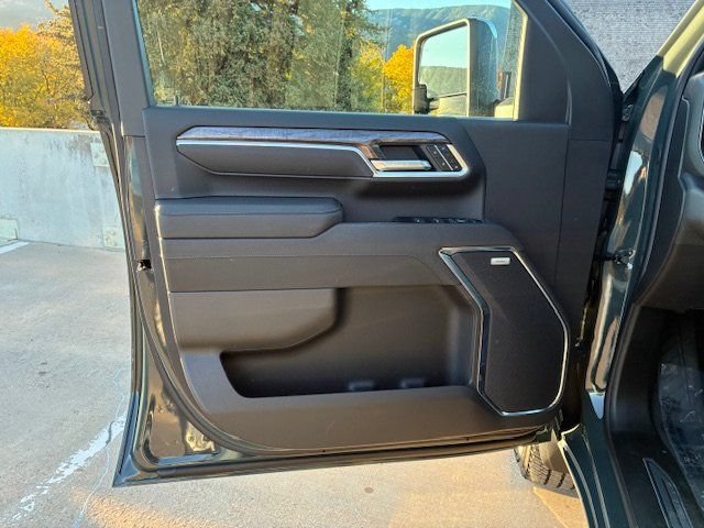 New 2026 Chevrolet Silverado 3500 LTZ w/ LTZ Convenience Package AWD/4WD image 10