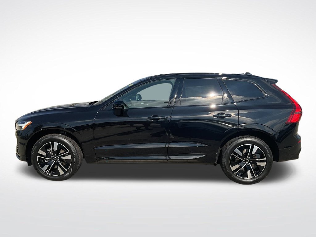 New 2027 Volvo XC60 B5 Plus AWD/4WD image 4