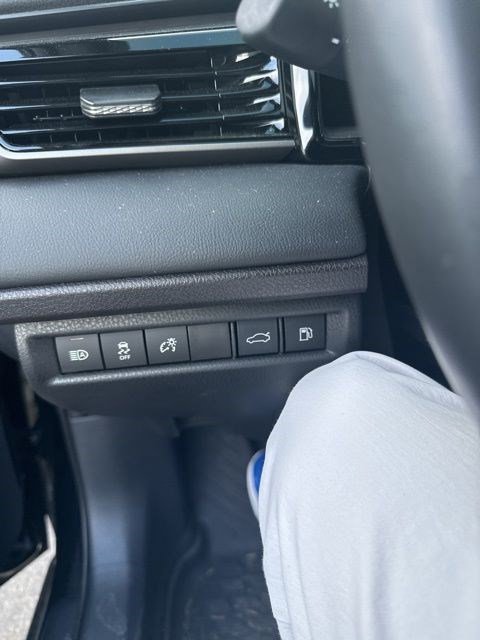 Used 2025 Toyota Camry XSE w/ Premium Package image 12