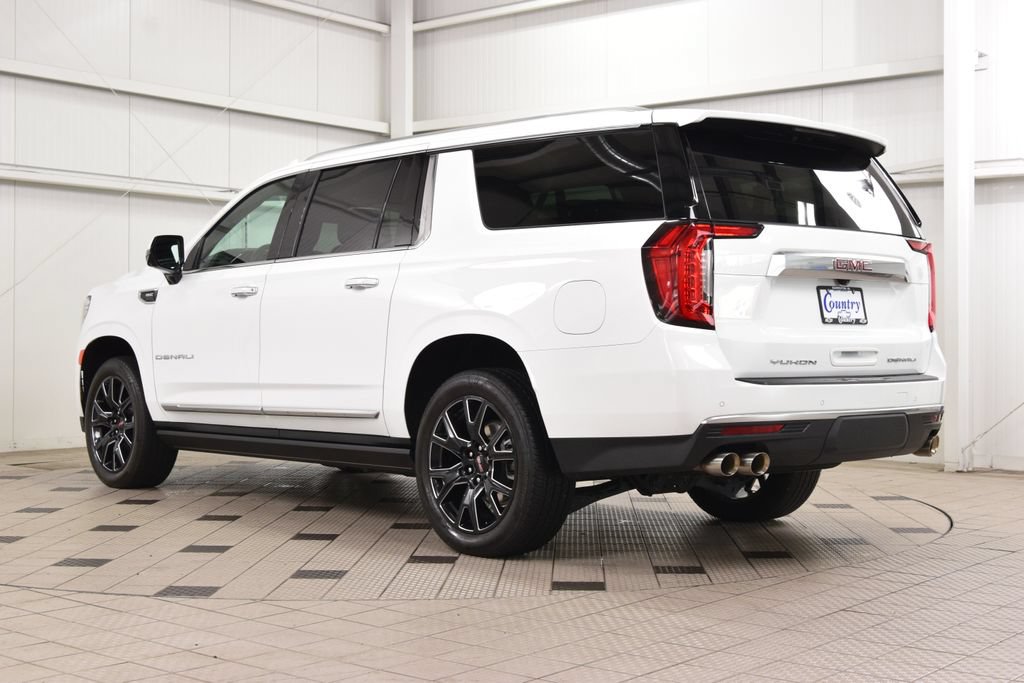 Used 2024 GMC Yukon XL Denali AWD/4WD image 6