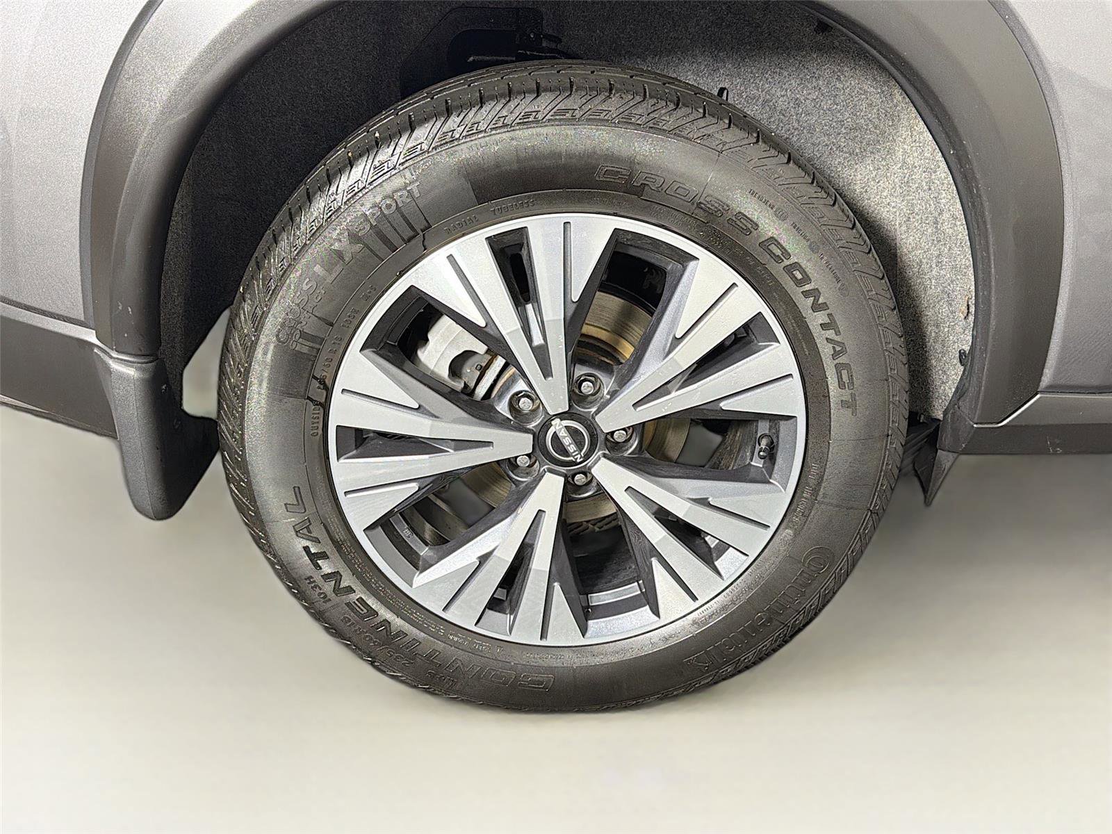 Used 2023 Nissan Rogue SV AWD/4WD image 34