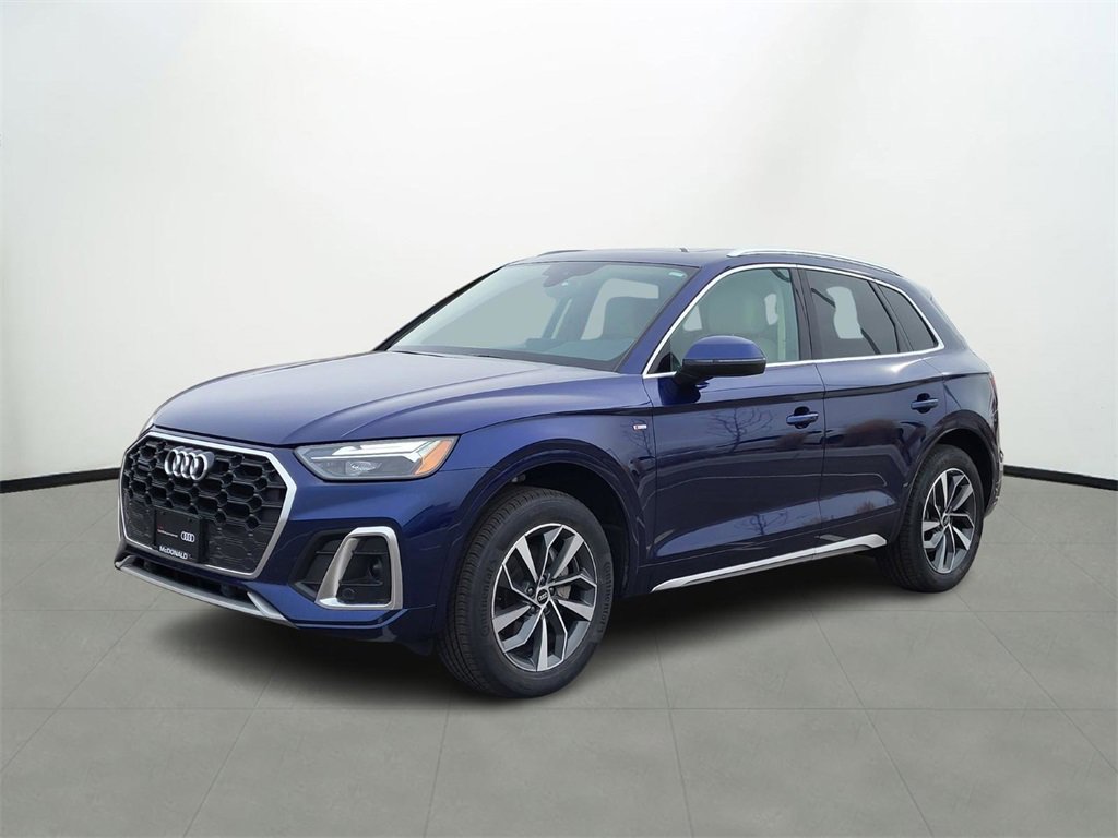 Certified 2023 Audi Q5 2.0T Premium w/ Convenience Package image 1
