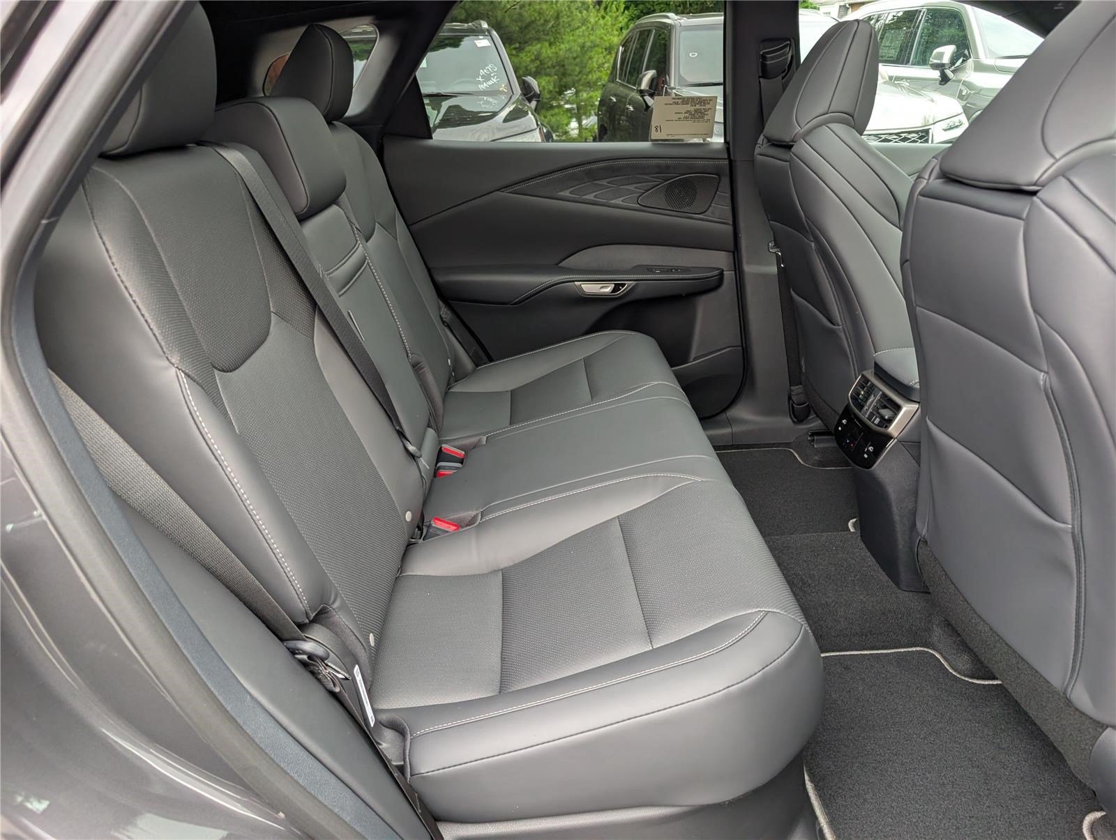 New 2026 Lexus RX 350 F Sport AWD/4WD image 9