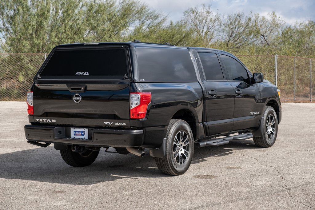 Used 2023 Nissan Titan SV w/ Accessory Utility Package image 7