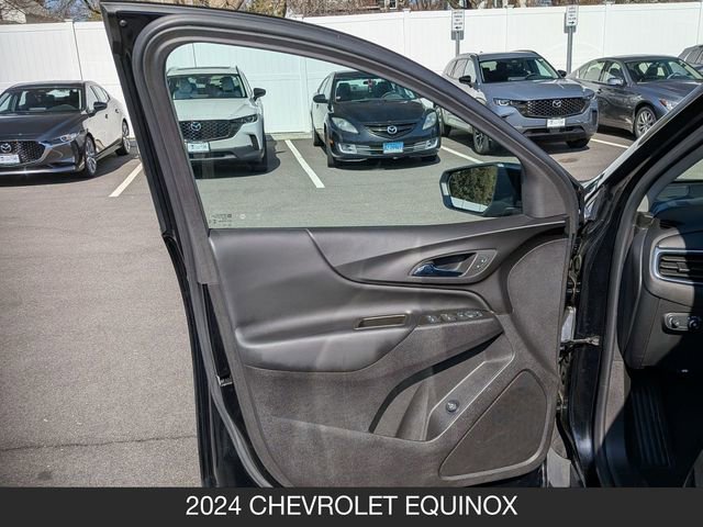 Used 2024 Chevrolet Equinox LT AWD/4WD image 8