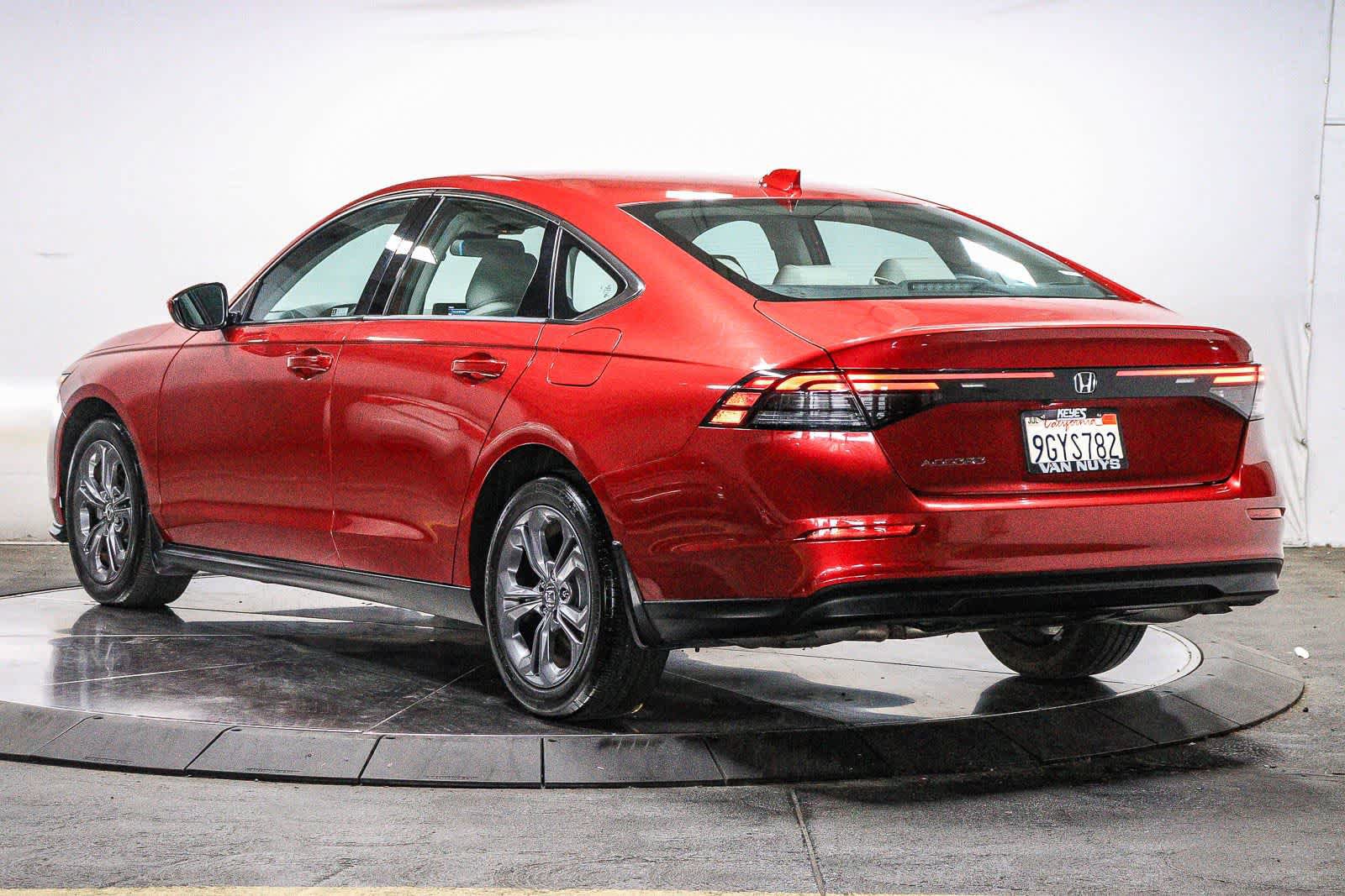 Used 2023 Honda Accord EX image 2