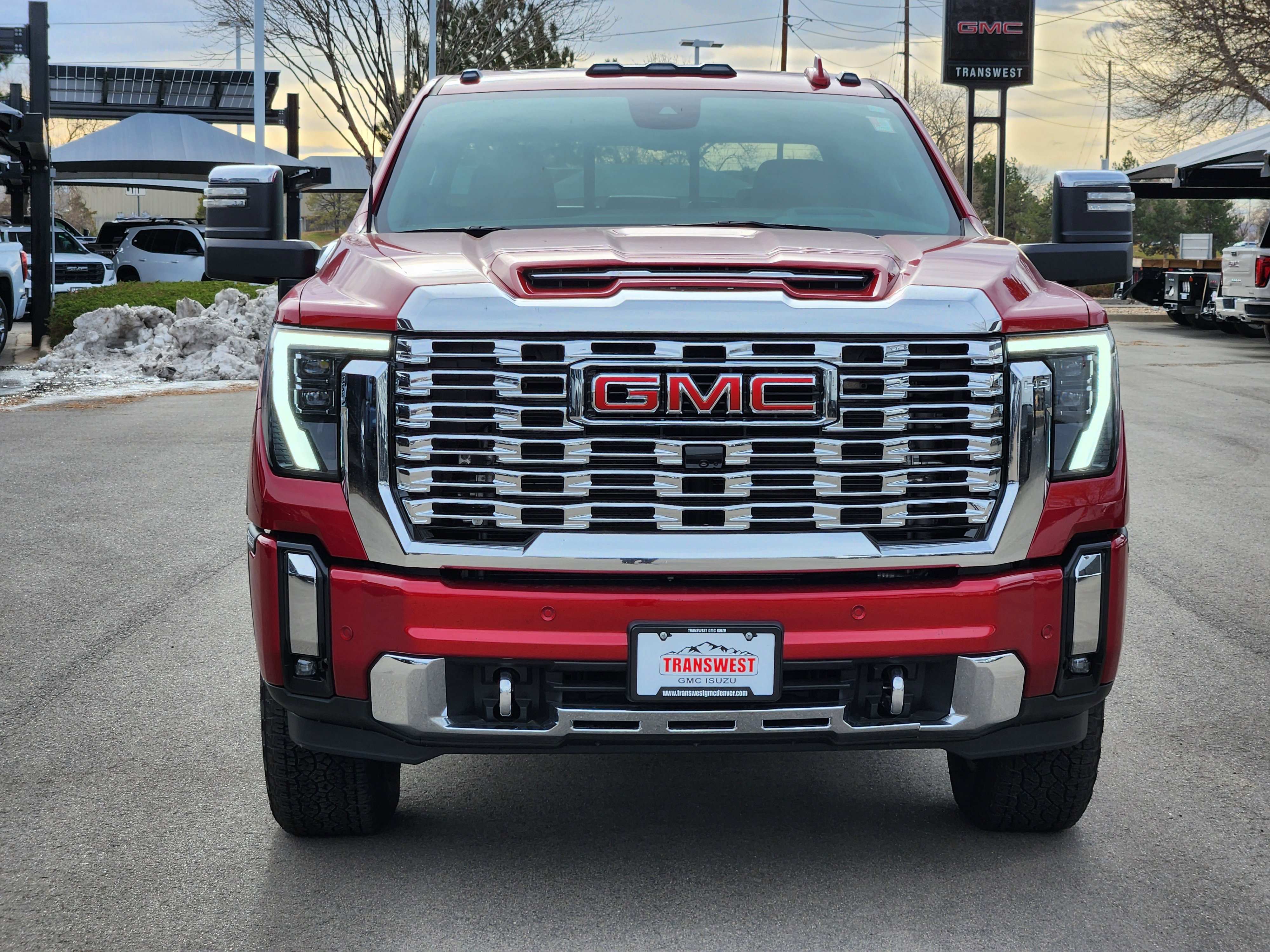 Used 2024 GMC Sierra 2500 Denali w/ Denali Reserve Package image 2