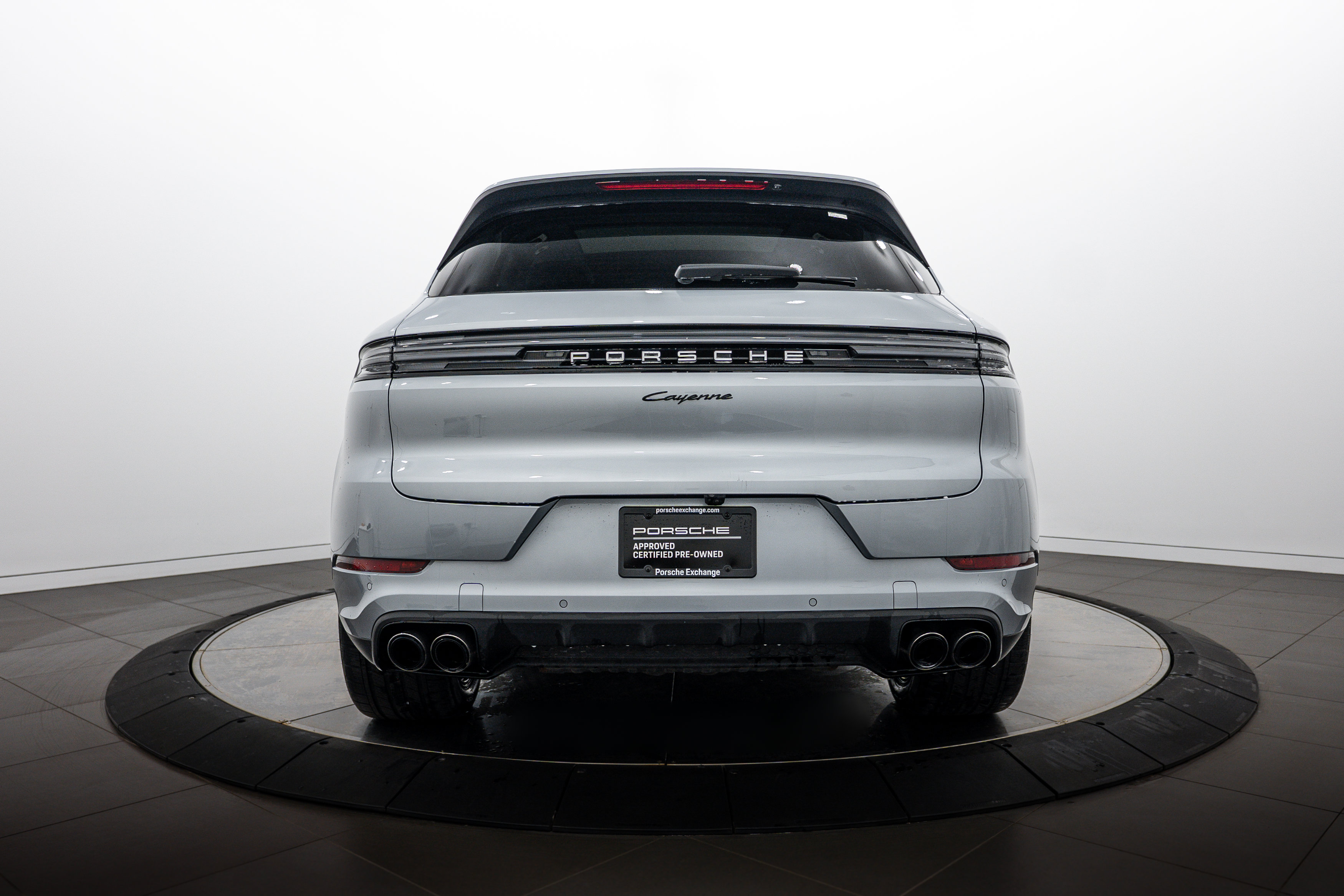 Certified 2026 Porsche Cayenne AWD/4WD image 6
