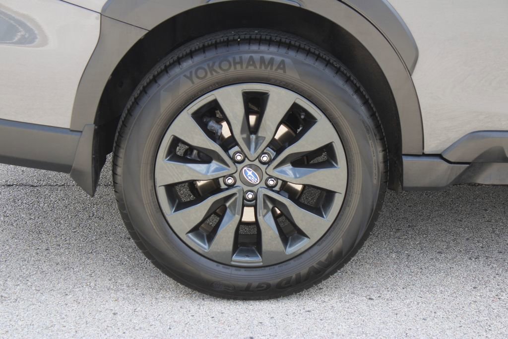 Certified 2023 Subaru Outback Onyx Edition AWD/4WD image 32