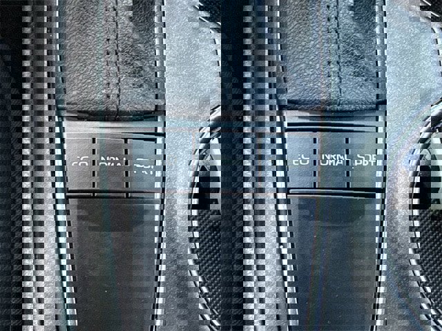 Used 2024 Toyota Camry SE image 20