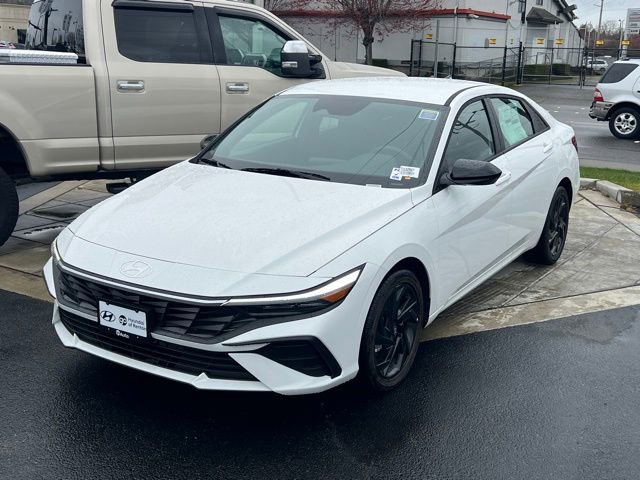 New 2026 Hyundai Elantra Sport FWD image 3