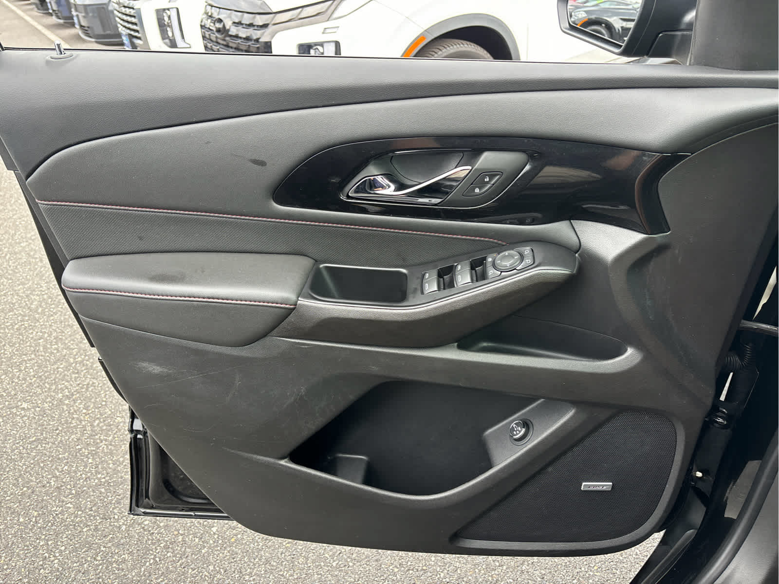 Certified 2023 Chevrolet Traverse RS w/ LPO, Floor Liner Package AWD/4WD image 25