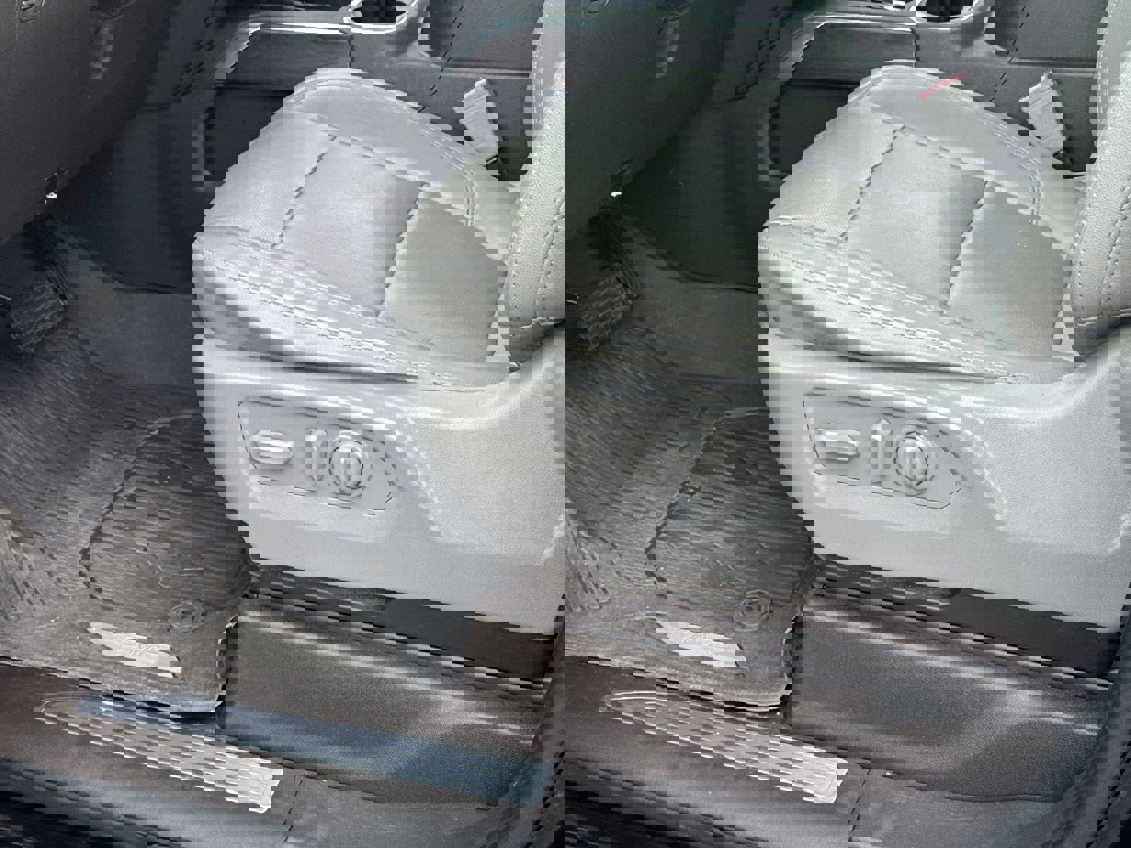 Used 2019 GMC Sierra 1500 SLT w/ SLT Premium Plus Package image 17