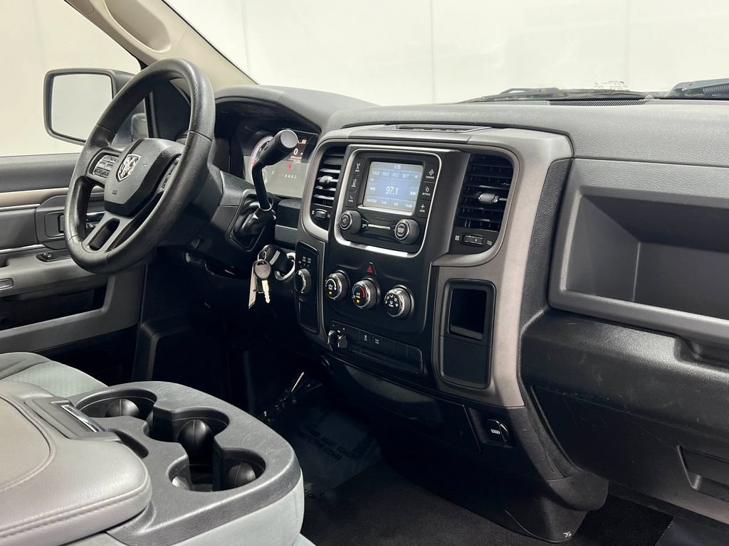 Used 2014 RAM 1500 Express AWD/4WD image 17