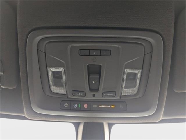 Used 2021 Chevrolet Silverado 1500 LTZ image 23