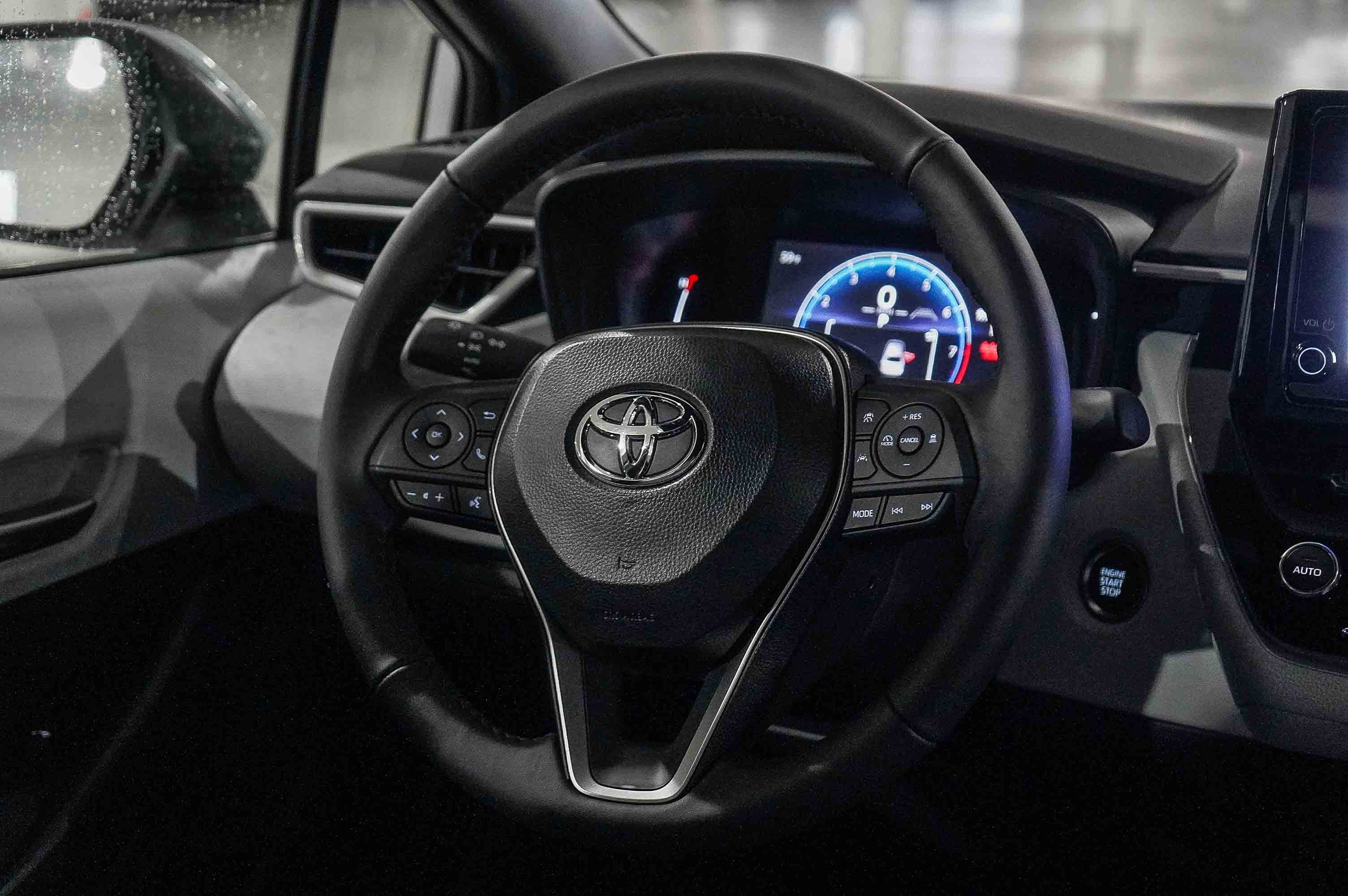 New 2026 Toyota Corolla SE image 18
