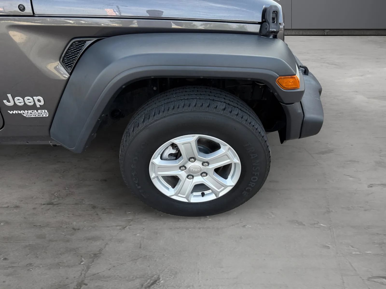 Used 2021 Jeep Wrangler Unlimited Sport AWD/4WD image 45