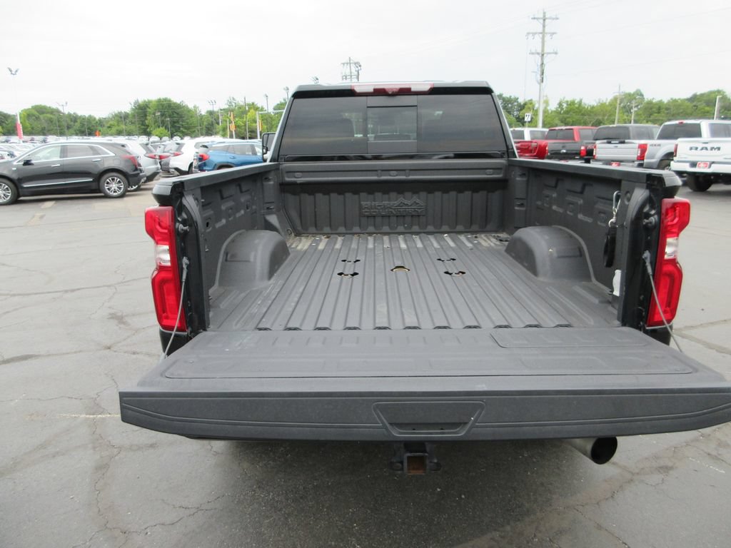 Used 2024 Chevrolet Silverado 2500 High Country w/ High Country Premium Package AWD/4WD image 6