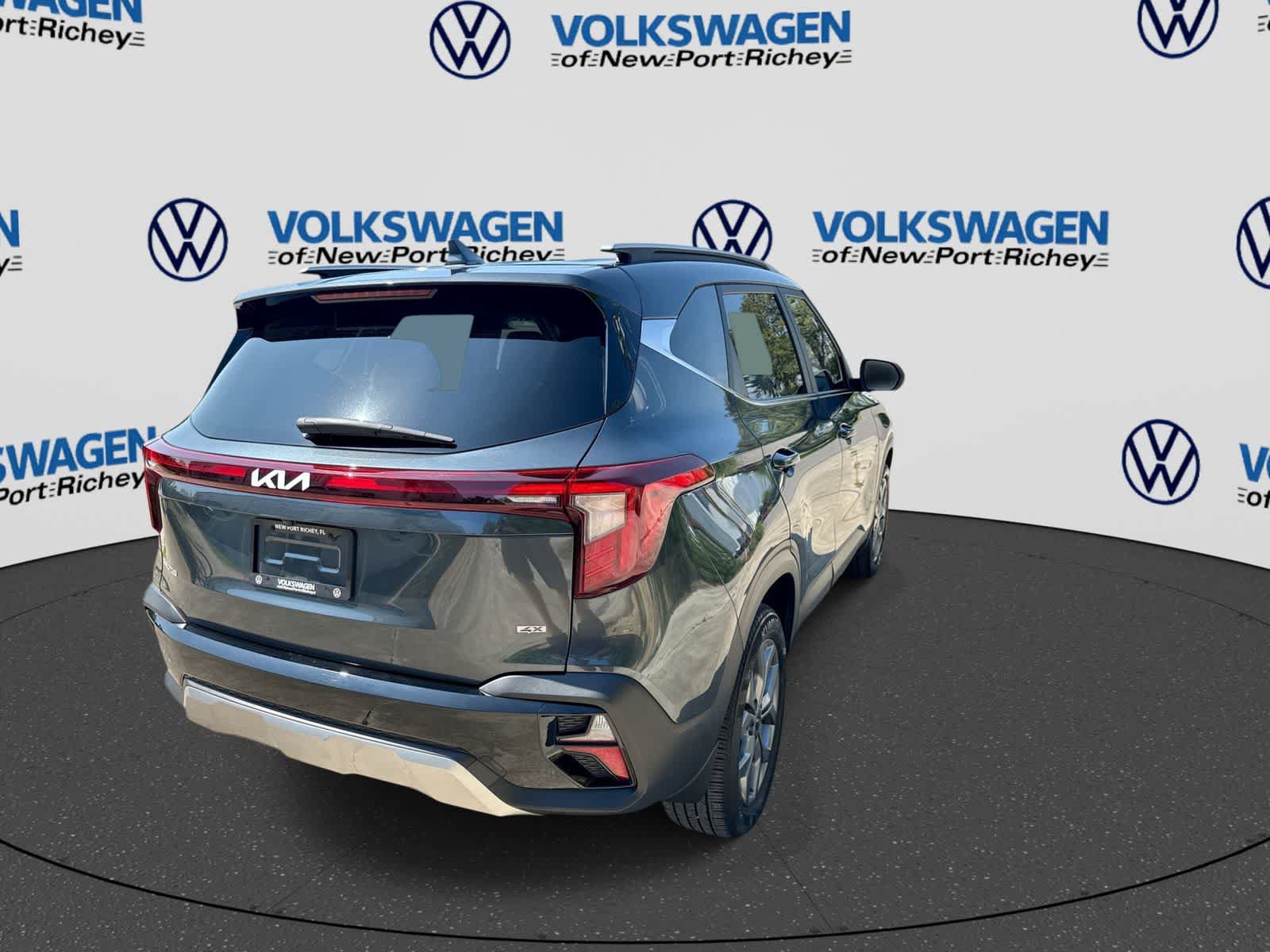 Used 2024 Kia Seltos S AWD/4WD image 14