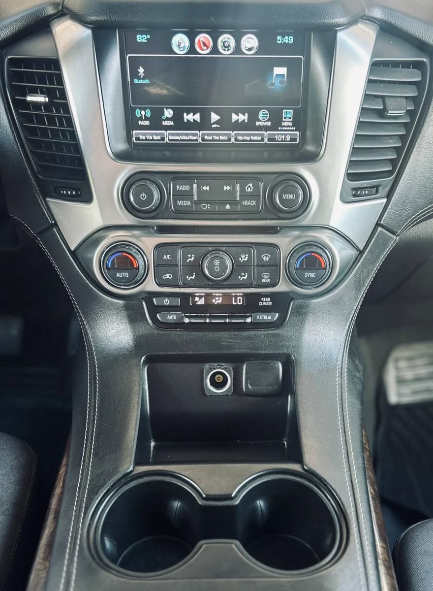 Used 2019 Chevrolet Tahoe LS w/ Enhanced Driver Alert Package AWD/4WD image 17