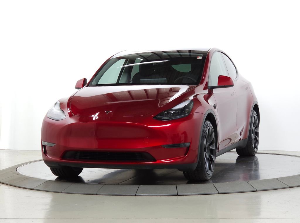 Used 2024 Tesla Model Y Long Range AWD/4WD image 3
