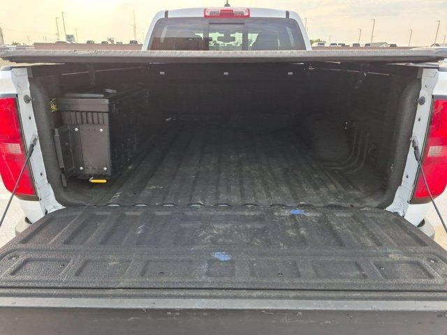 Used 2015 Chevrolet Colorado Z71 AWD/4WD image 20