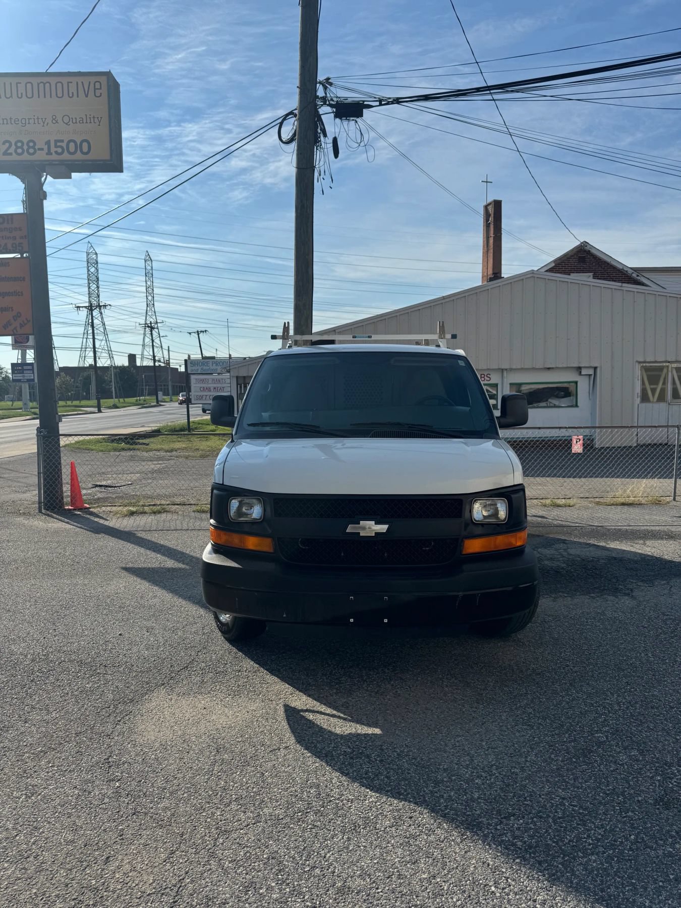 Used 2012 Chevrolet Express 2500 RWD image 2